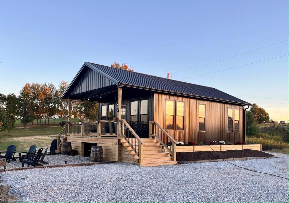 Bourbon Barrel Cottages #2 Of 5 On Kentucky Trail Lawrenceburg Exterior photo