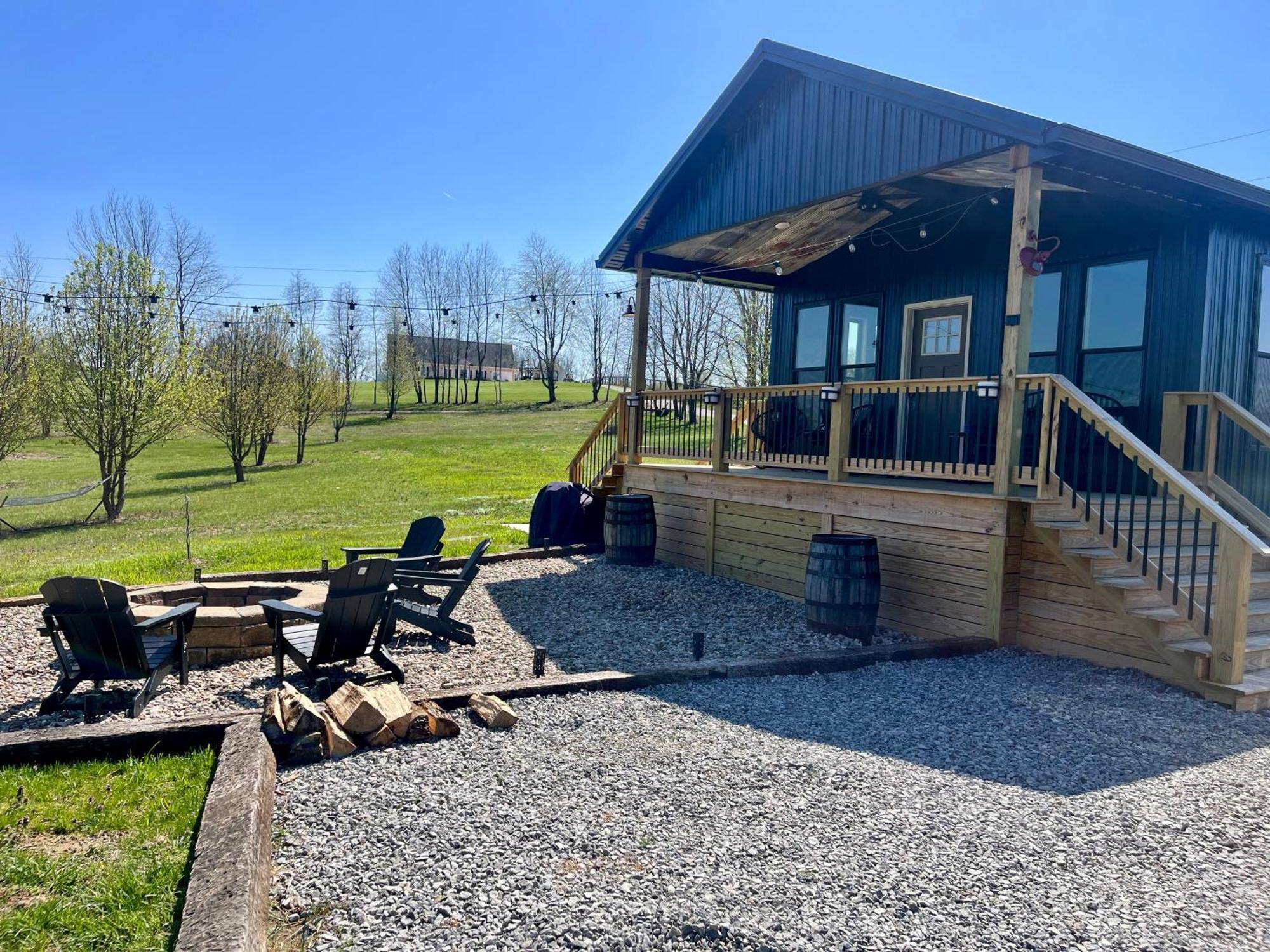 Bourbon Barrel Cottages #2 Of 5 On Kentucky Trail Lawrenceburg Exterior photo